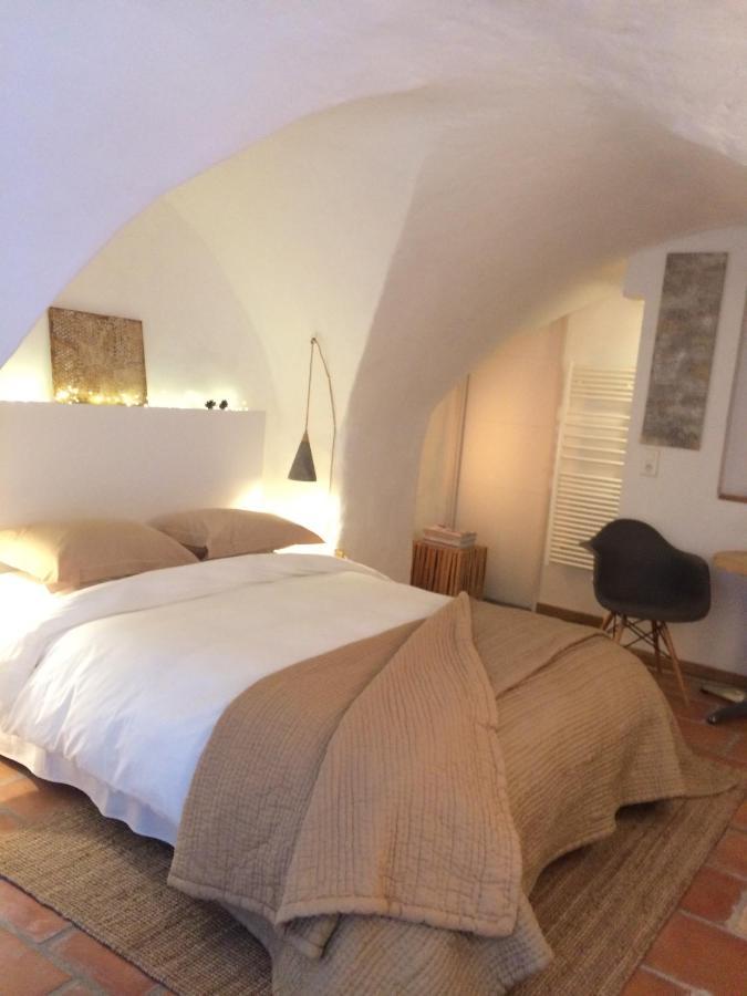 Le Tilleul Villevieille Luaran gambar